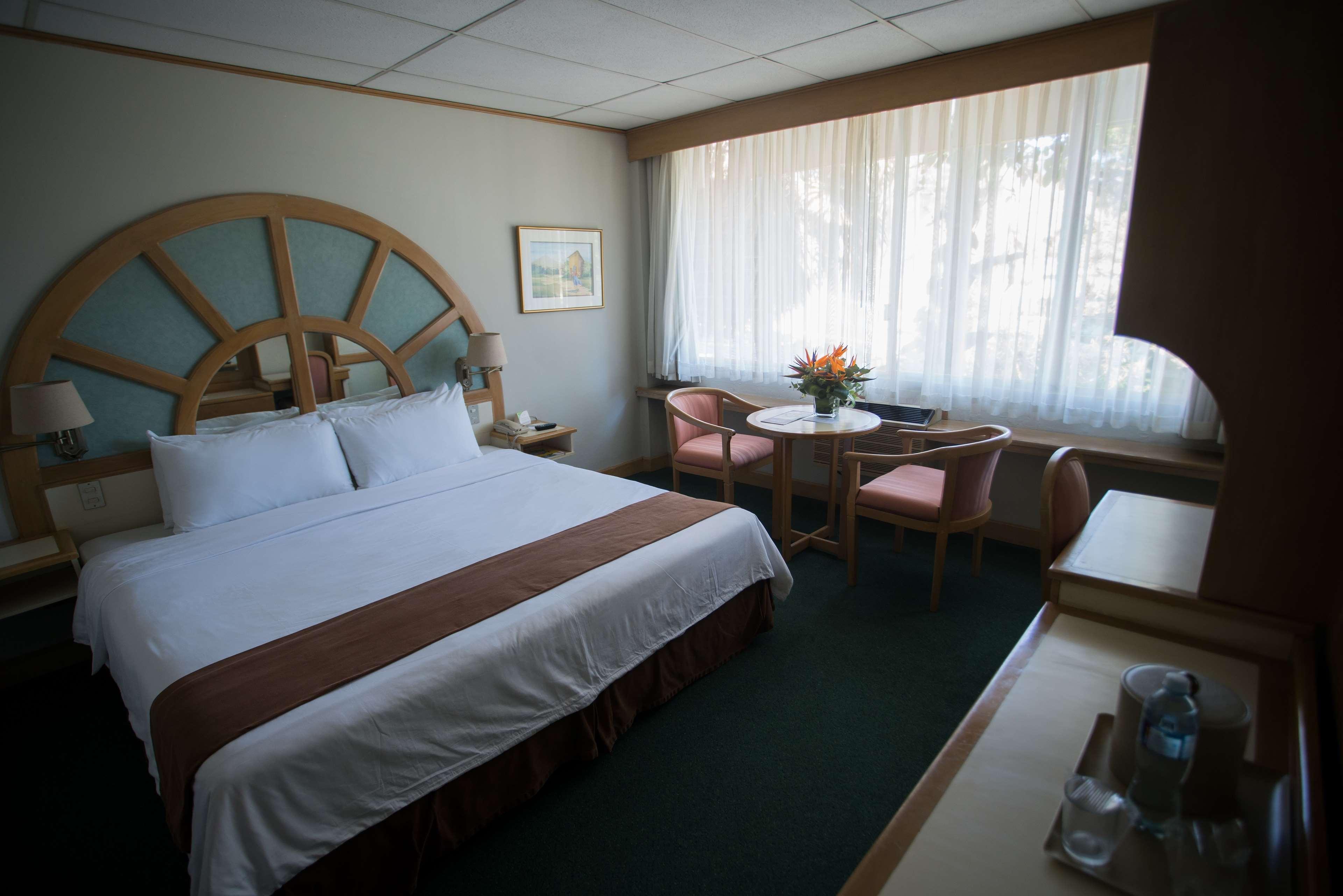 Best Western Plus - Magee Inn & Suites Ngoại thất bức ảnh
