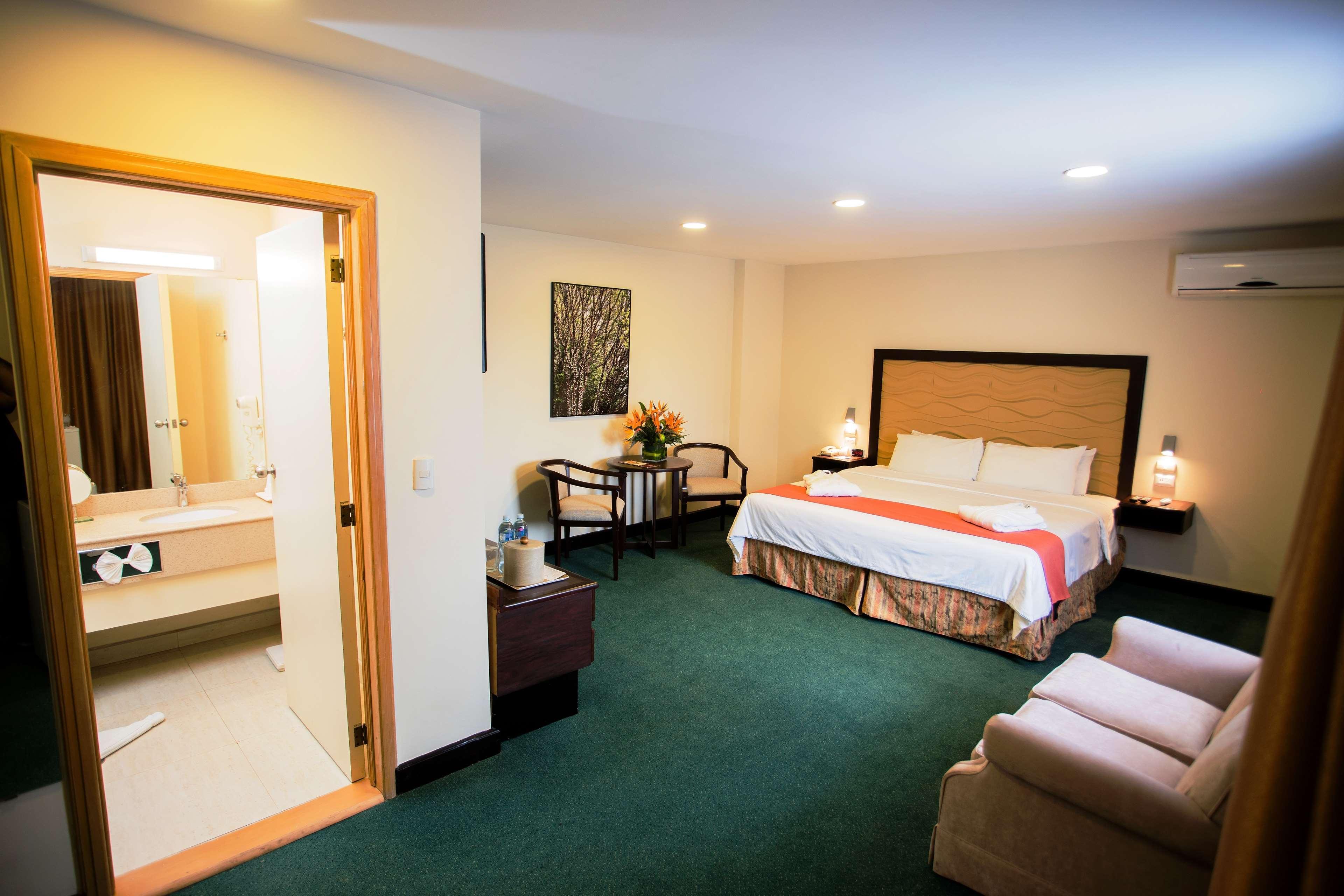 Best Western Plus - Magee Inn & Suites Ngoại thất bức ảnh