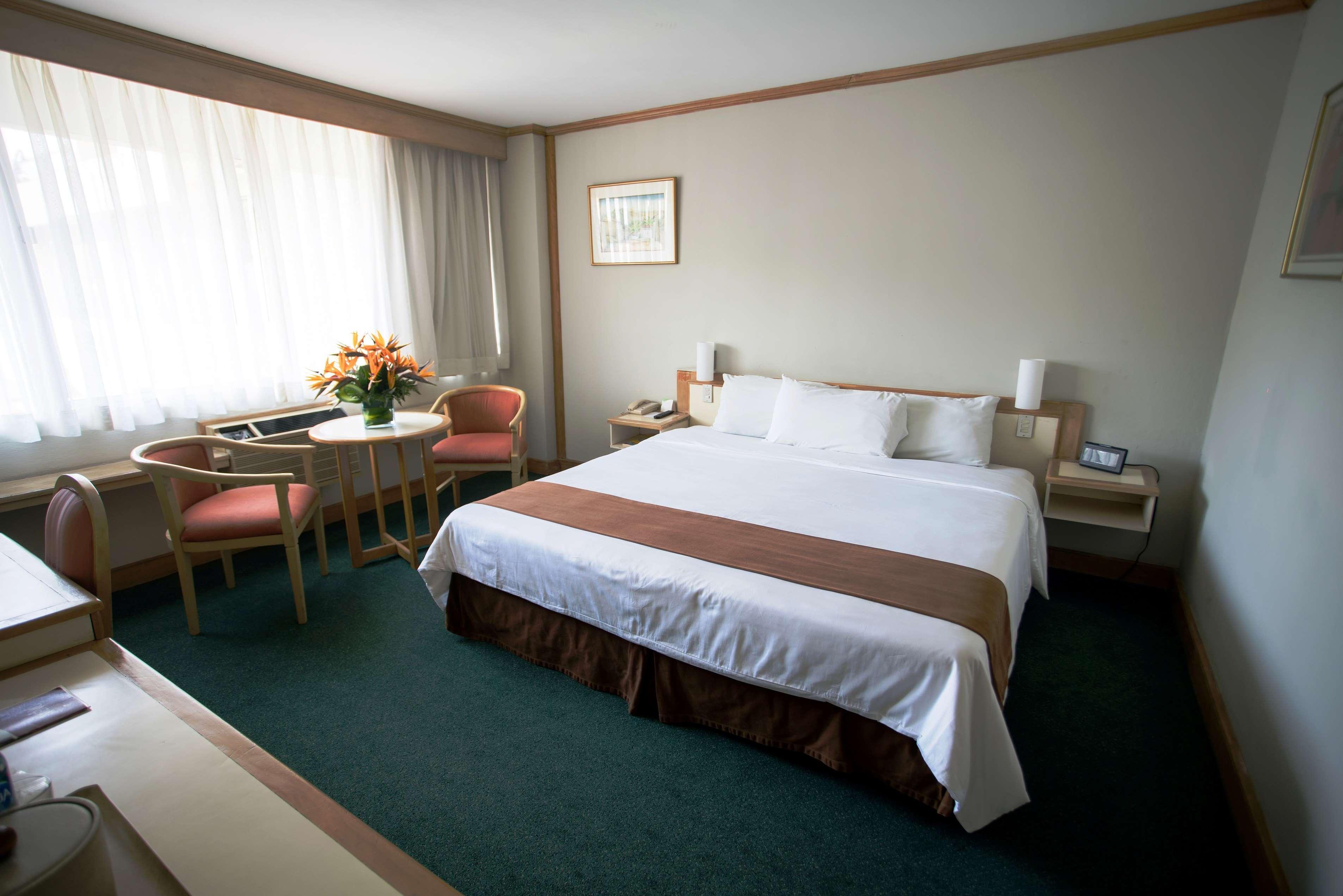 Best Western Plus - Magee Inn & Suites Ngoại thất bức ảnh