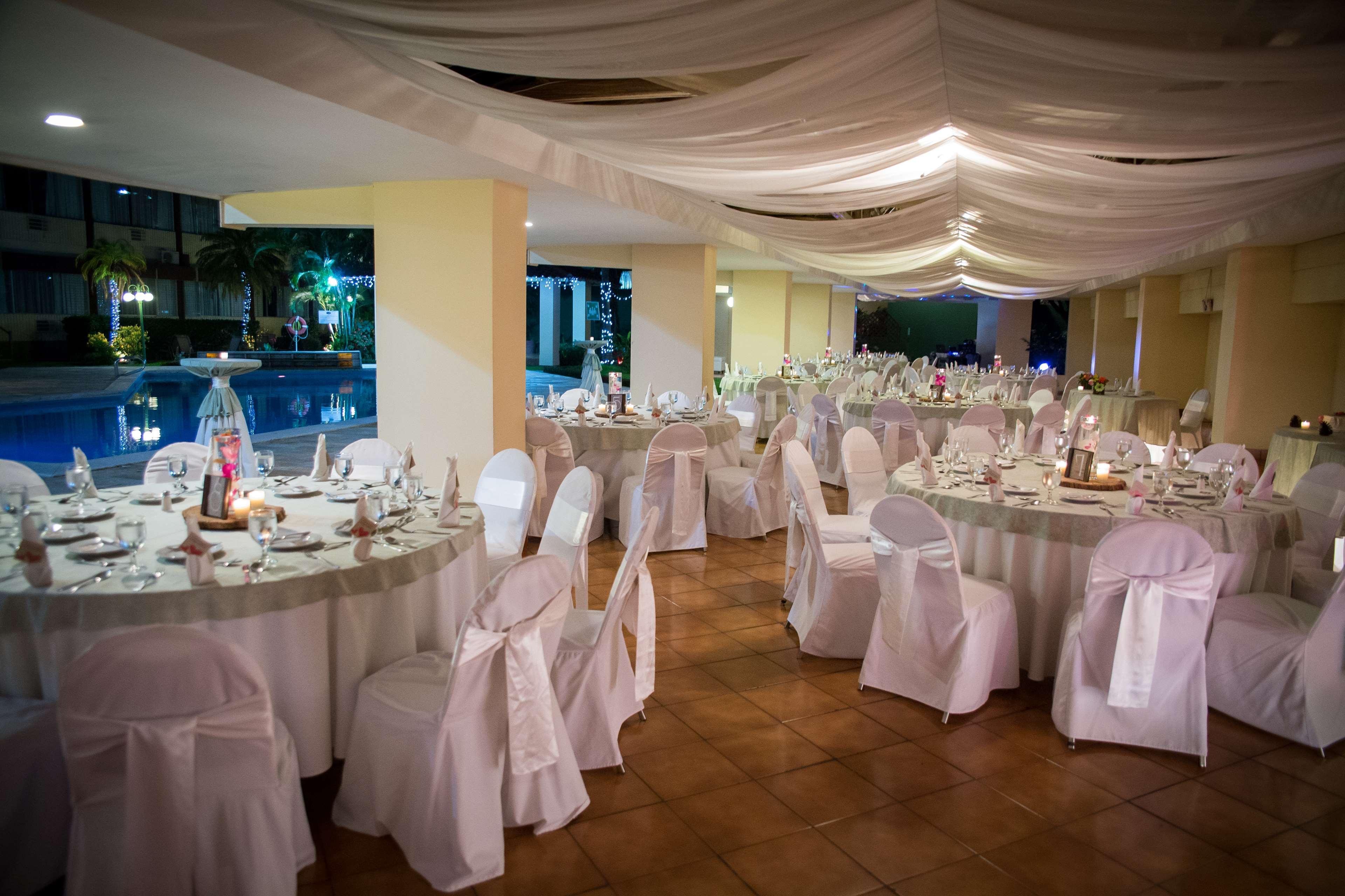 Best Western Plus - Magee Inn & Suites Ngoại thất bức ảnh