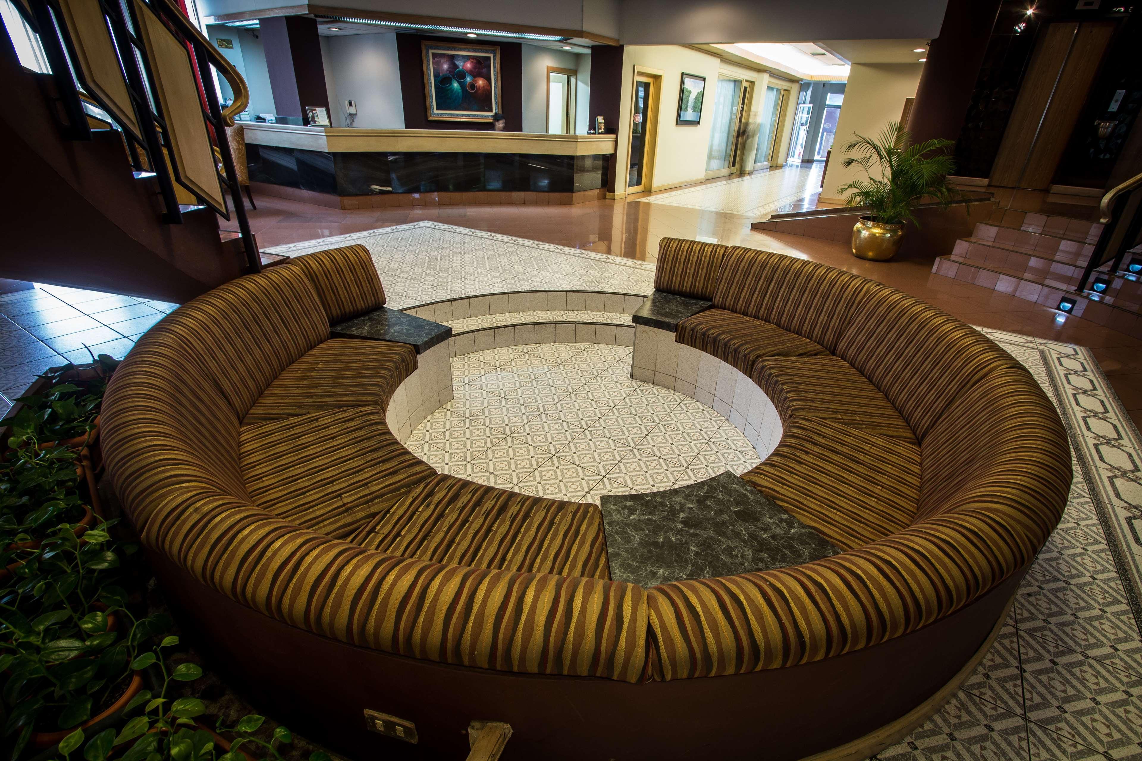 Best Western Plus - Magee Inn & Suites Ngoại thất bức ảnh
